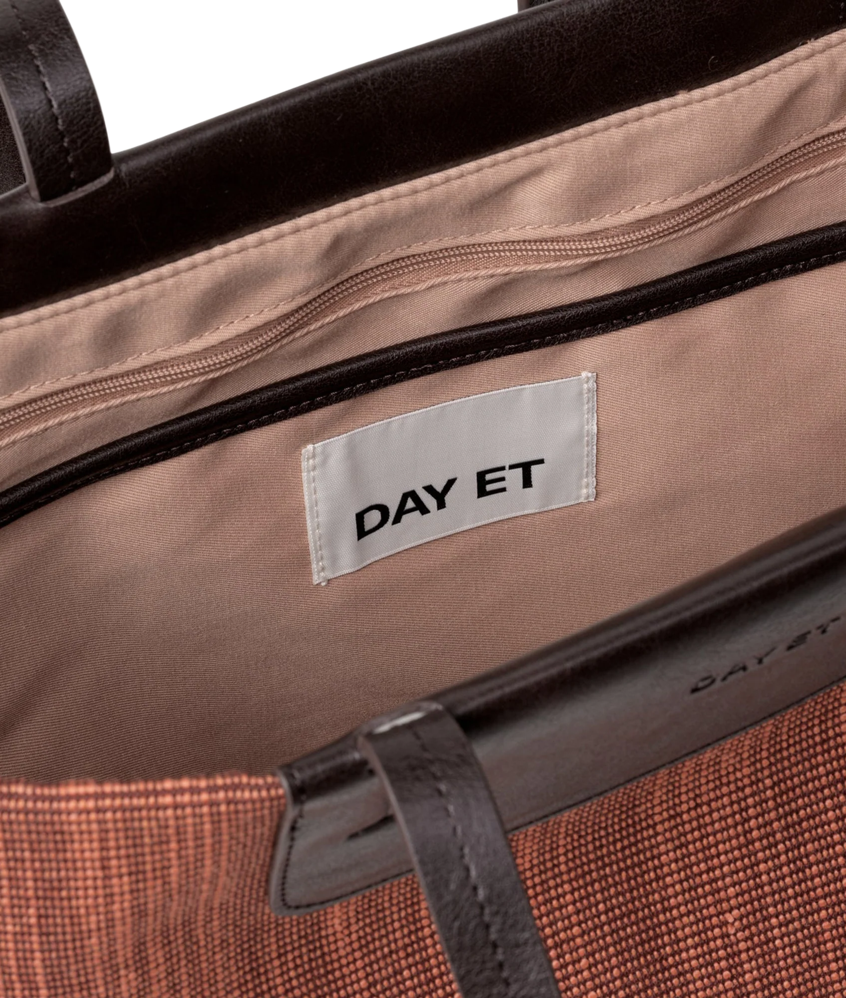 Raas Structure Bag - Sequoia - Image 3